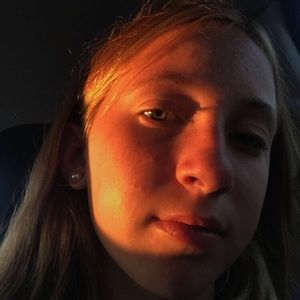 Meet your Posher, Abbie